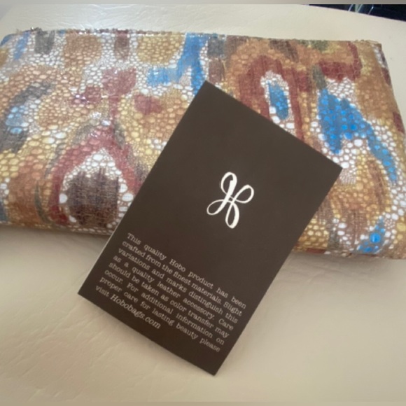 HOBO Multicolor Patterned Wallet - Picture 4 of 9
